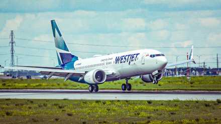 648 - WestJet Boeing 737 MAX 8