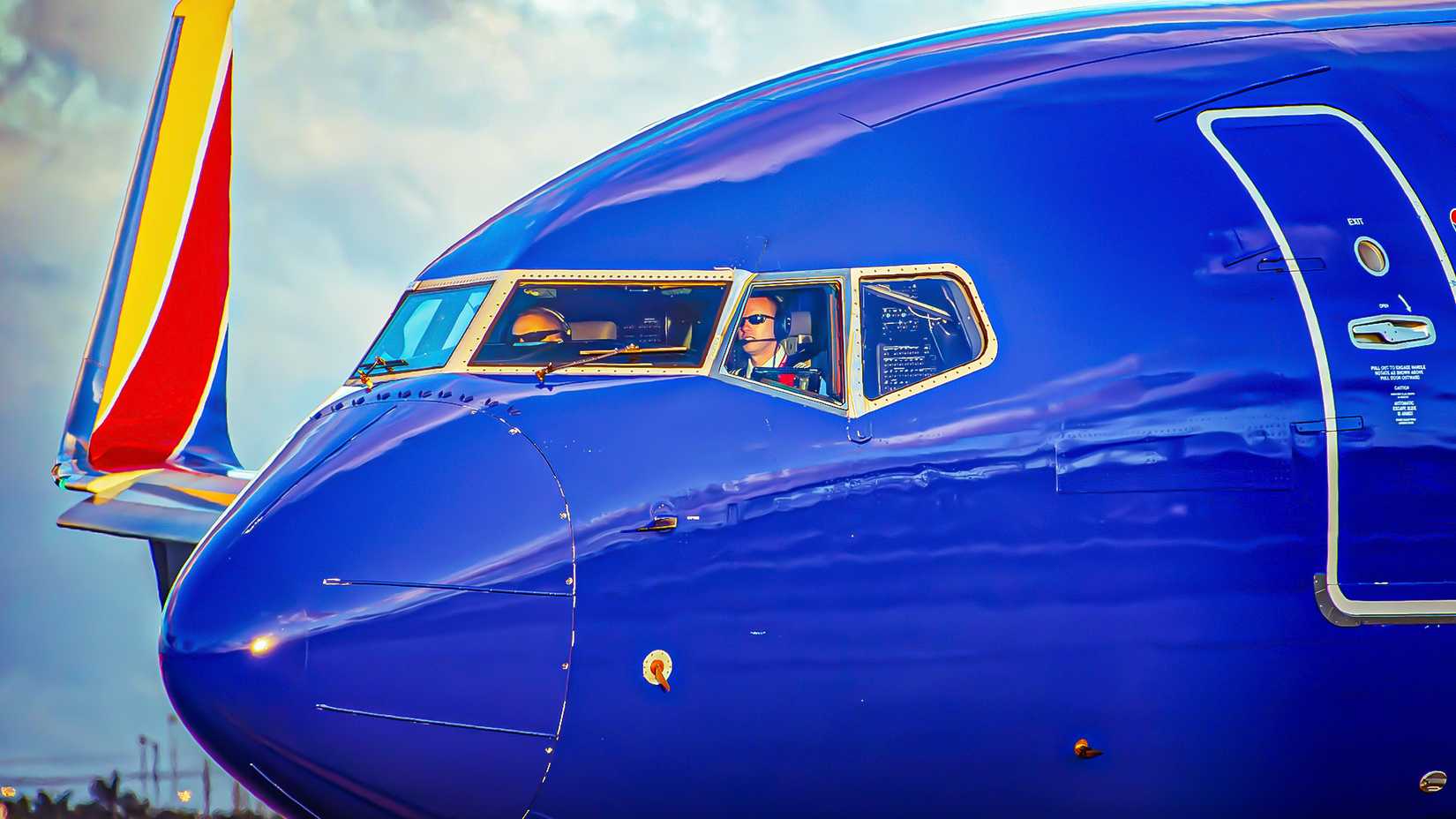 Southwest Airlines Boeing 737 Cockpit Closeup Custom Thumbnail