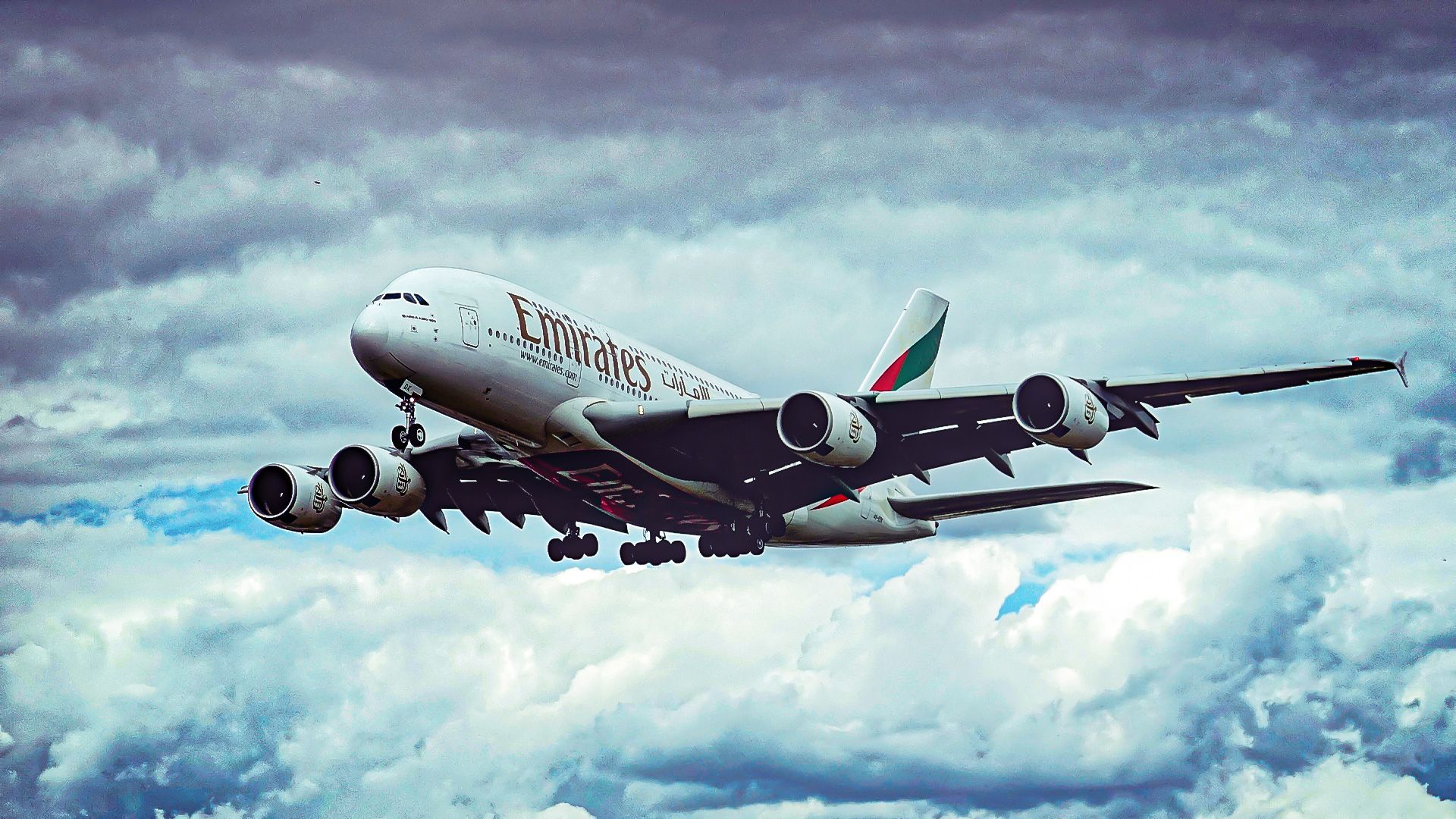 Auckland's Airbus A380 Invasion: When Emirates Sent 4 Superjumbos Each Day