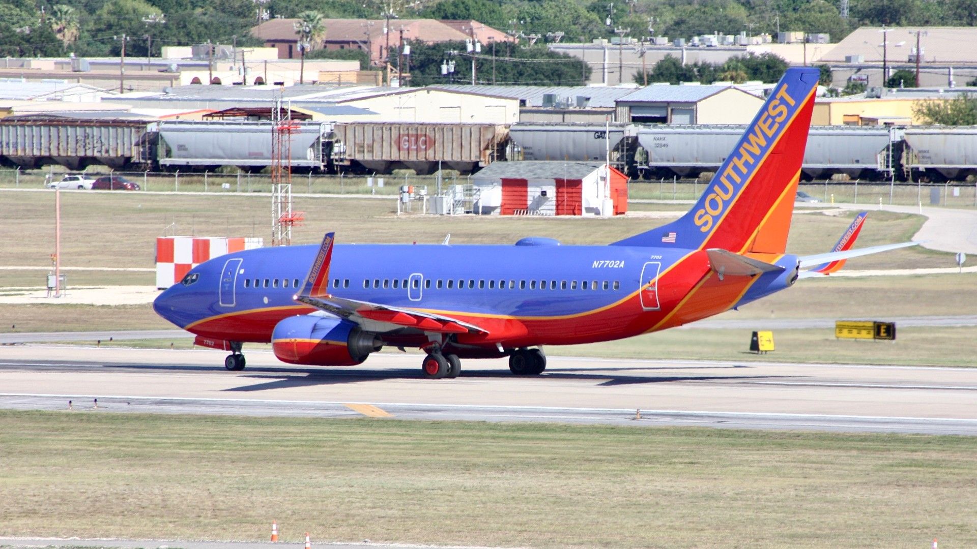 Southwest Airlines Boeing 737-800 Halts Takeoff To Avoid Collision In San Antonio