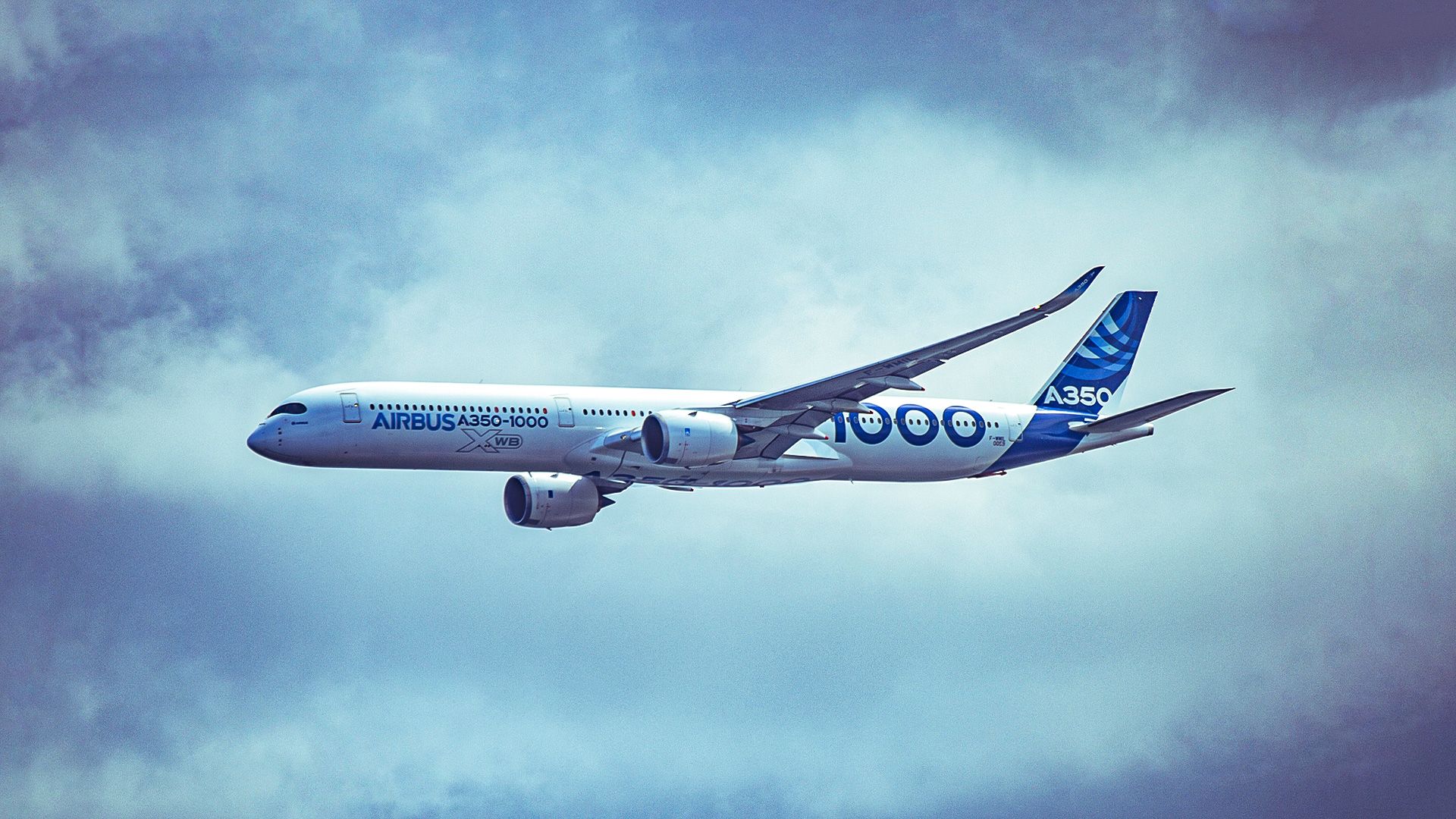 How Many Hours Can The Airbus A350-1000 Fly Without Refueling?