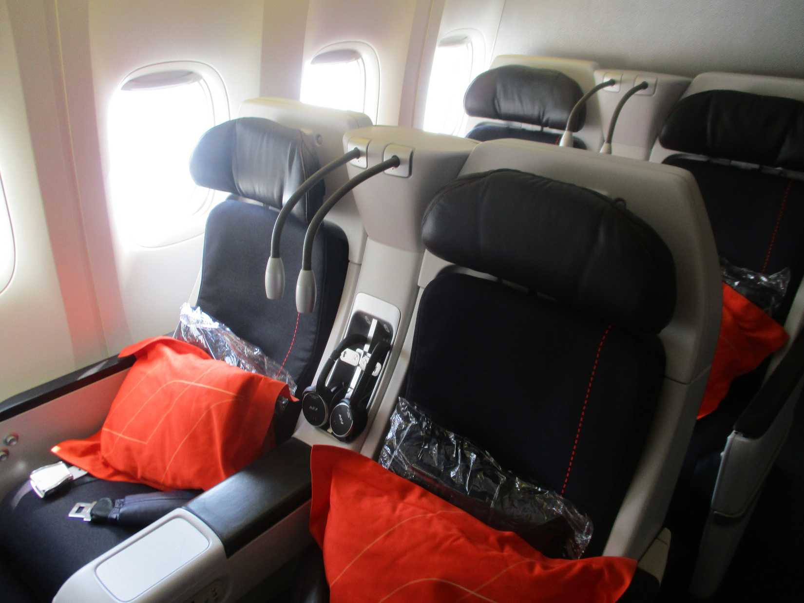 Air France Boeing 777 Seat Map Cabin Layout and Seat Dimensions
