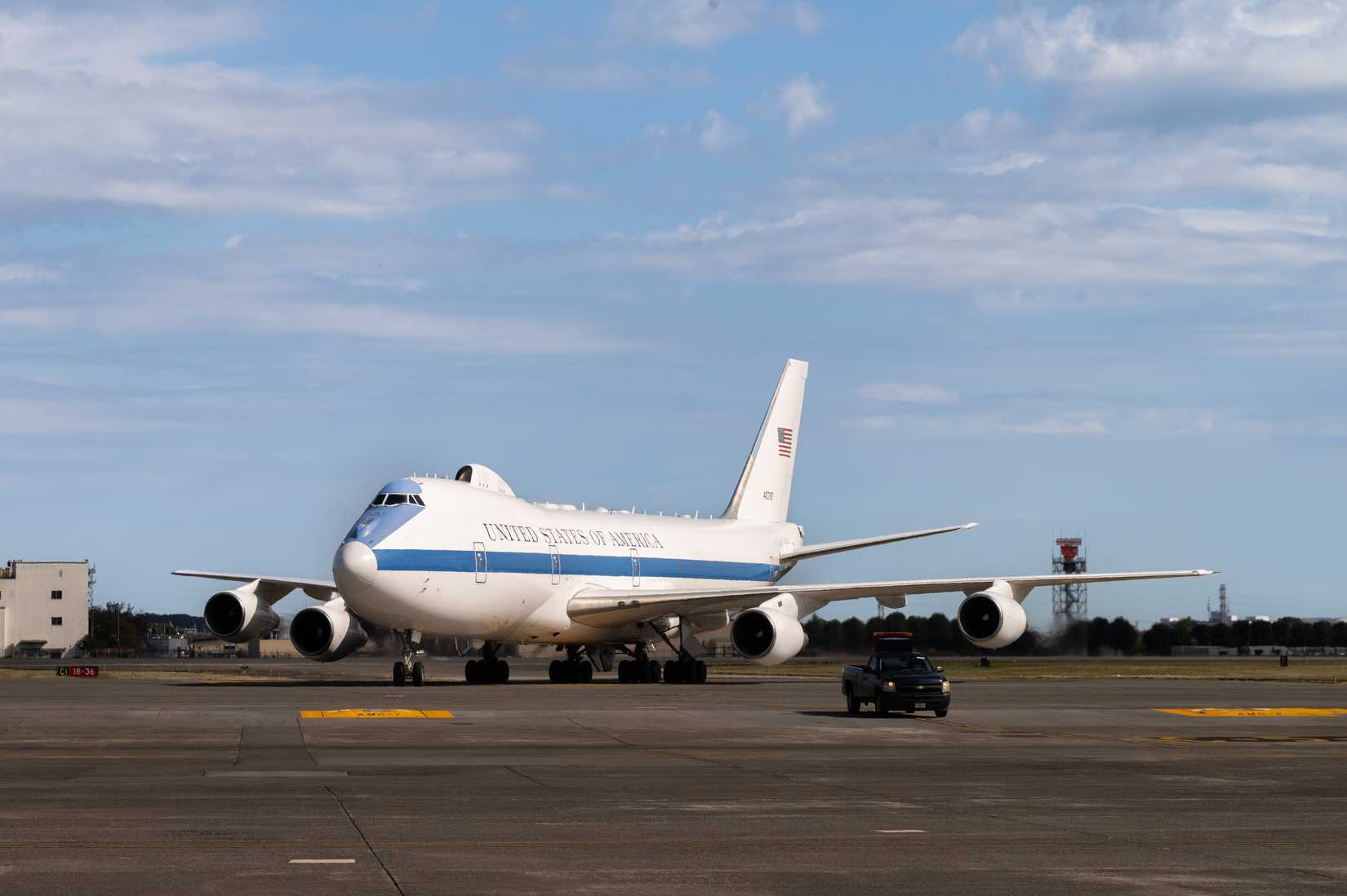 An E-4B Nightwatch taxis on the flightline during U.S. Secretary of War Pete Hegseth’s visit to Japan at Yokota Air Base, Japan, Oct. 28, 2025.