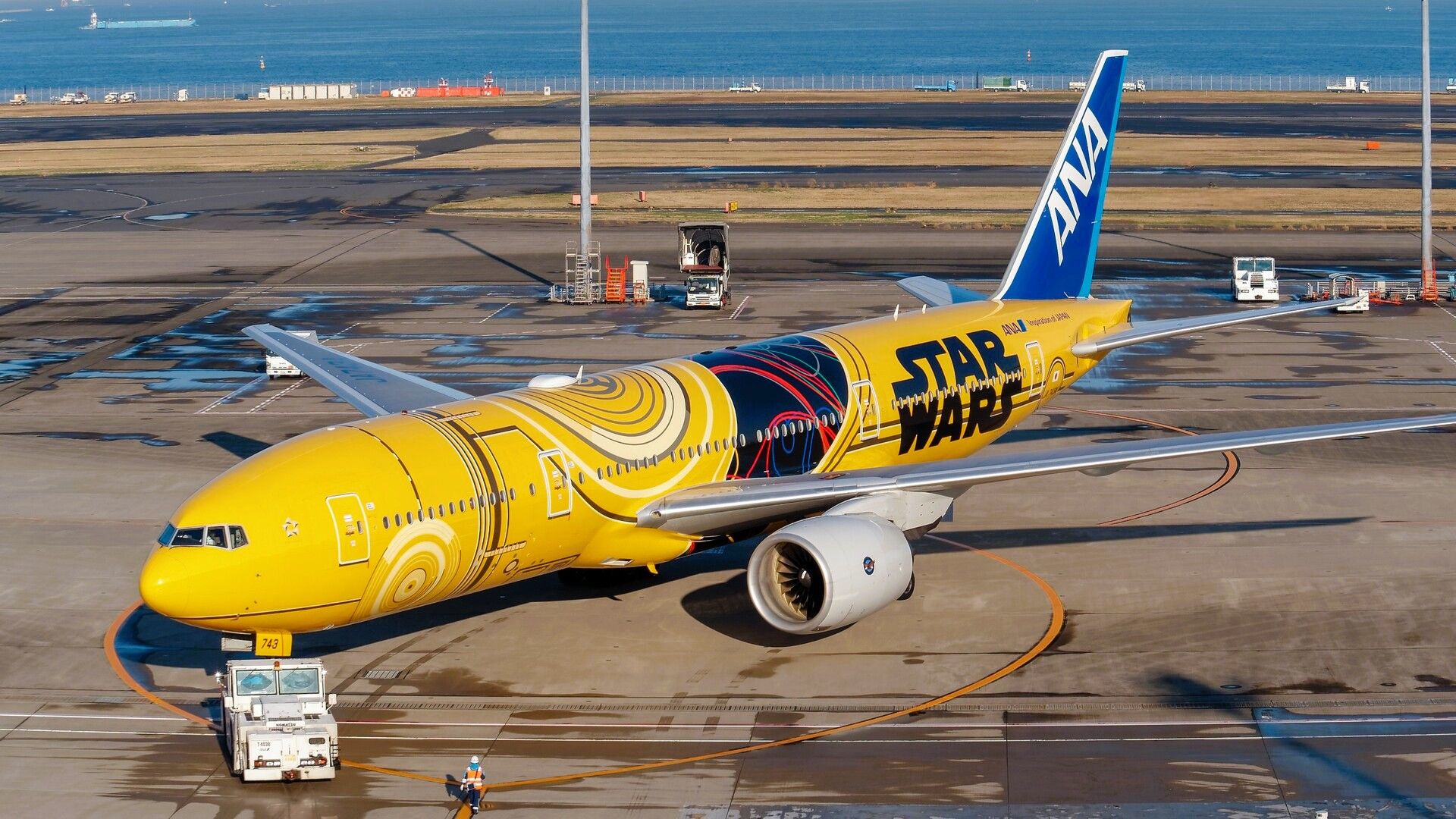 Final Transmission: ANA Retires Iconic C-3PO Star Wars Livery