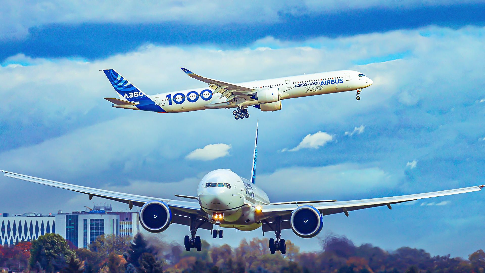 Is It True That The Boeing 777-300ER Is Heavier Than The Airbus A350?