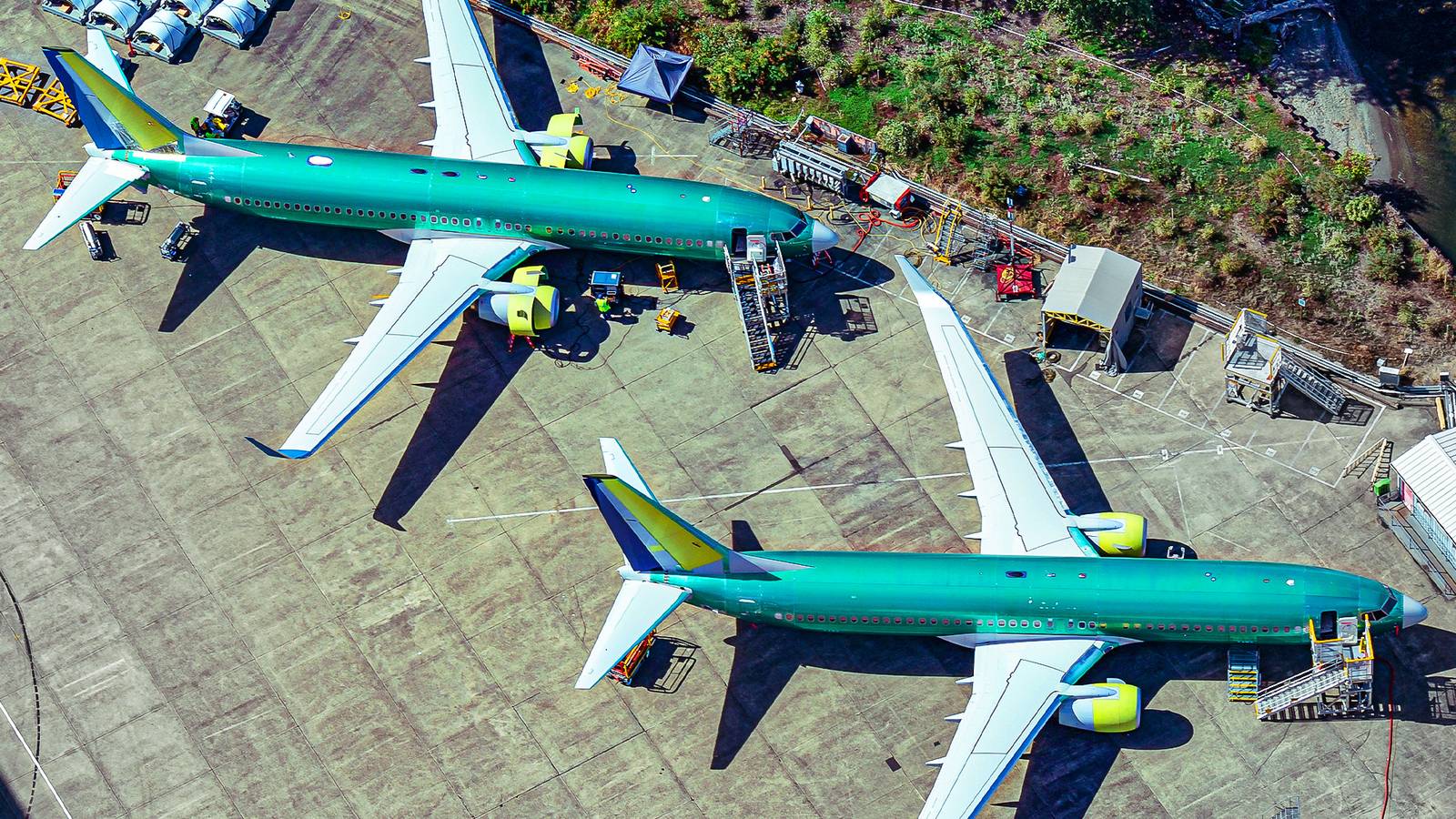 Por que aviões novos da Boeing aparecem pintados de verde antes da entrega?