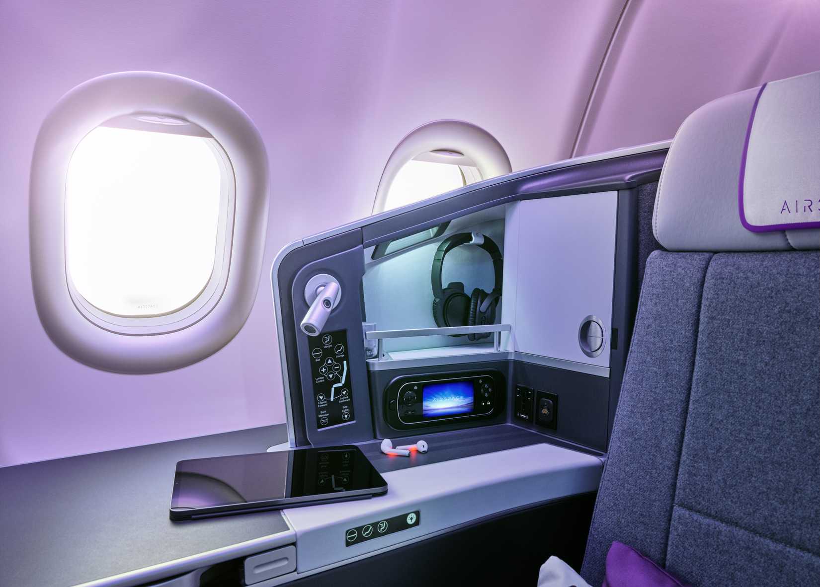Business Class seat features inside A330neo Airspace cabin_A330_Detail_04