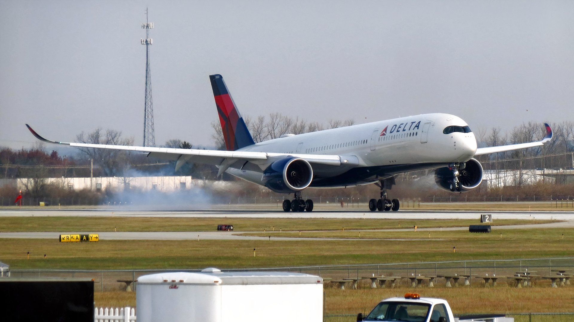 Delta Air Lines Airbus A350-900 touching down