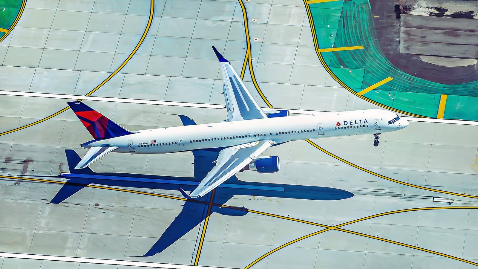 Delta 757 Pin Delta Air Lines' Top 10 Must-Fly Boeing 757-300 Routes Revealed