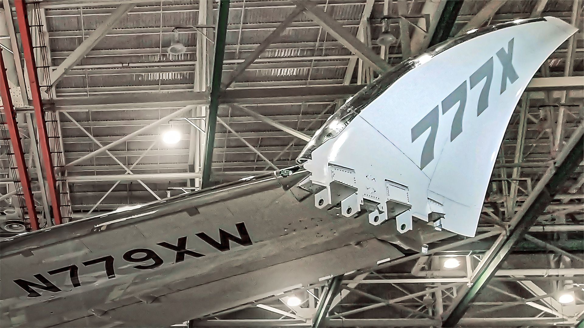 Why Does The Boeing 777X Have Different Wings Than The Original 777?