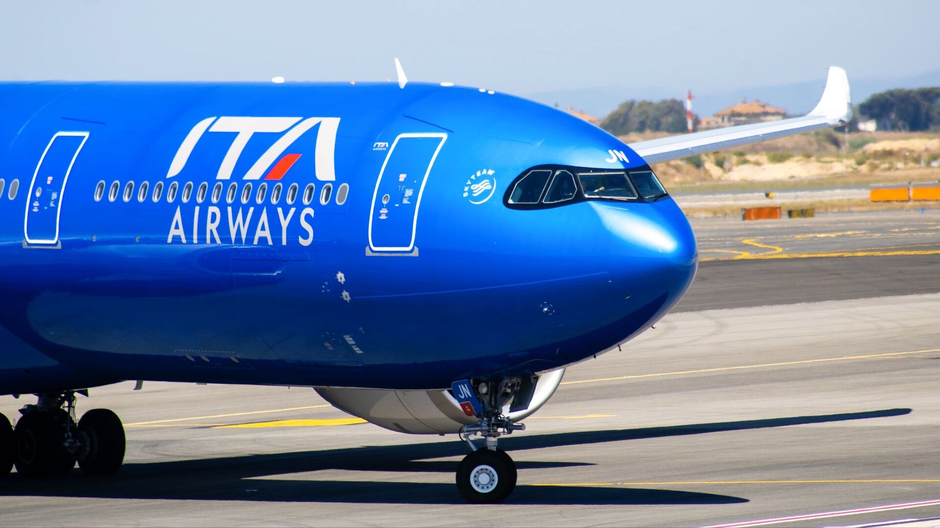 Why ITA Airways Is Rushing Widebodies Ahead Of Schedule