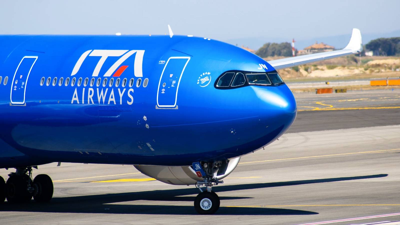 Why ITA Airways Is Rushing Widebodies Ahead Of Schedule