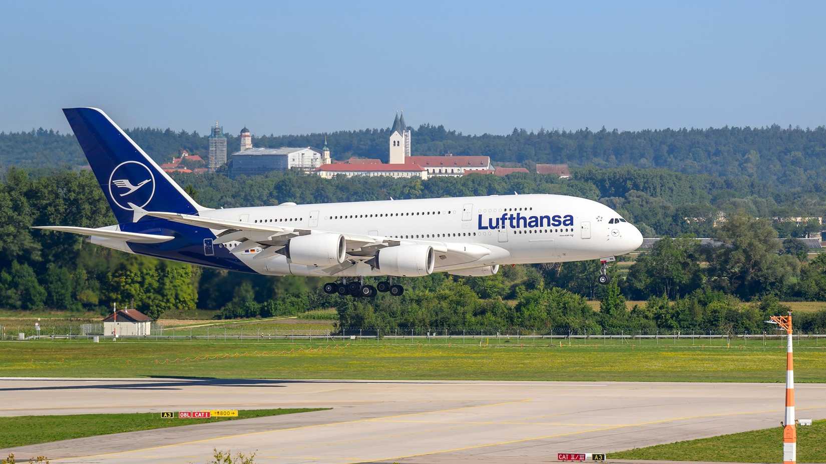 Lufthansa Airbus A380