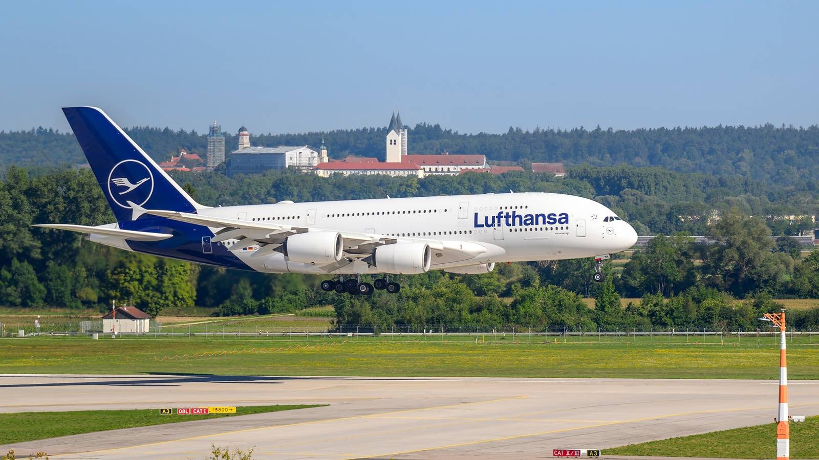 Aisle Access For All: Lufthansa’s New A380 Business Class Cabin Set For April Debut