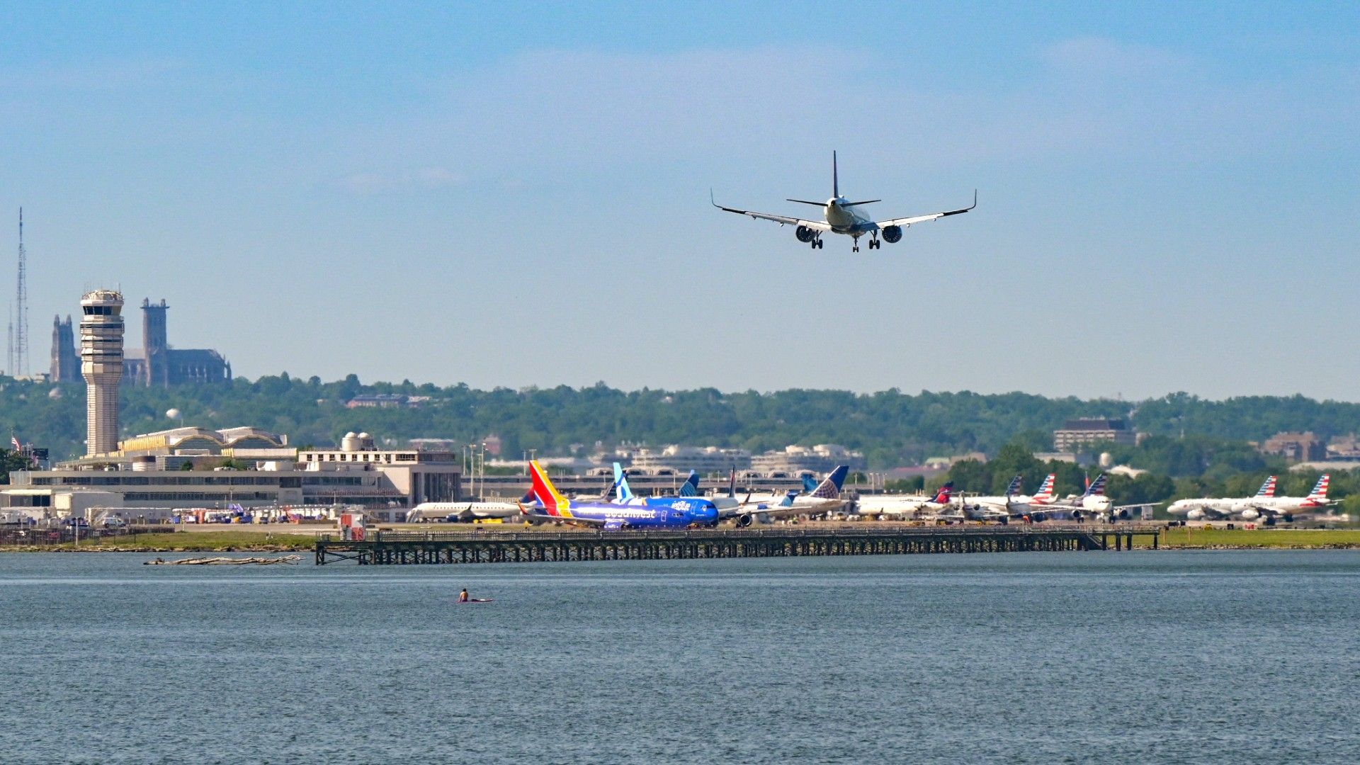 Delta Air Lines Airbus A321neo On Approach To DCA