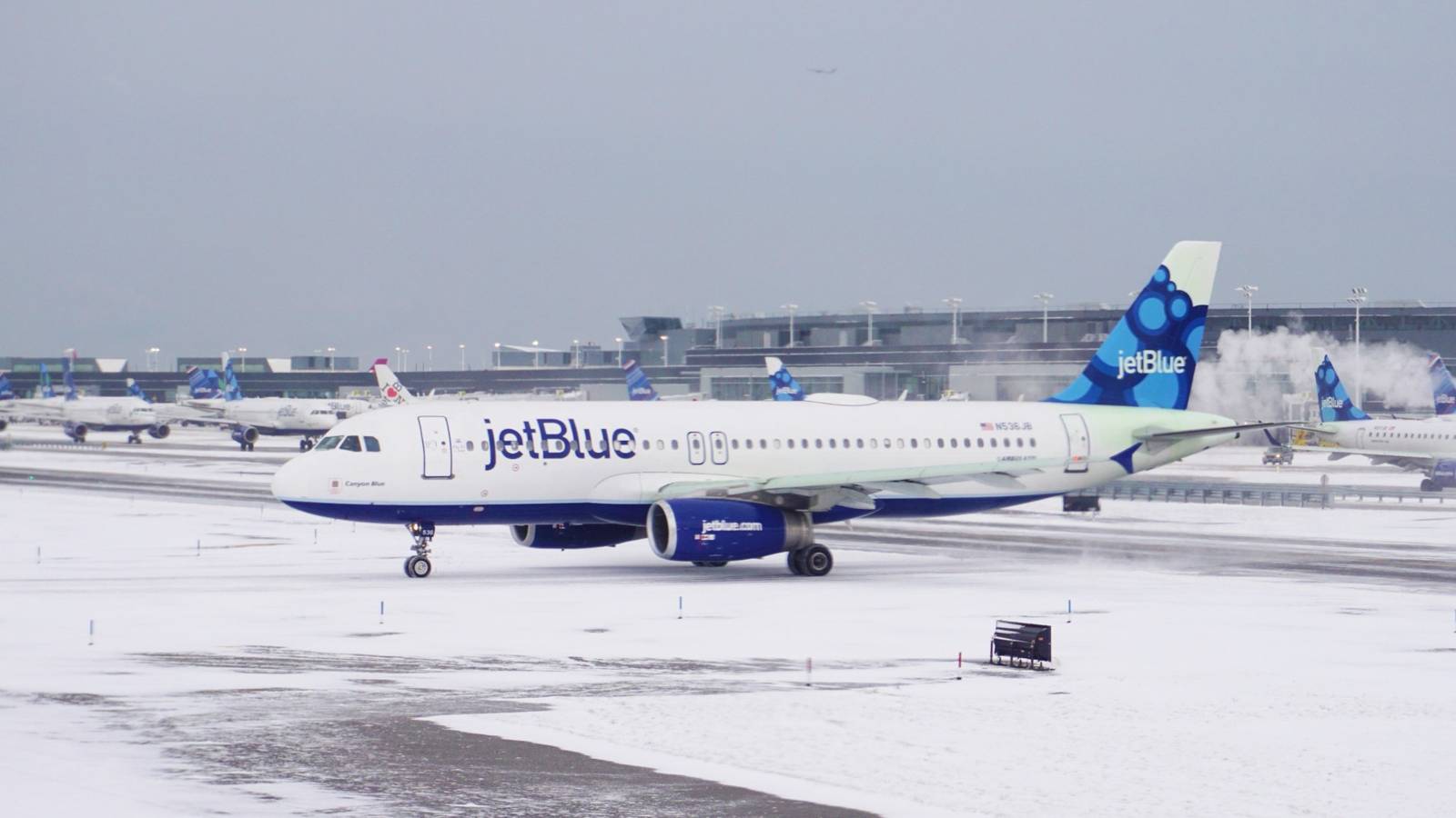 Winter Storm Fern: The US Airports & Airlines Hit Hardest This Weekend