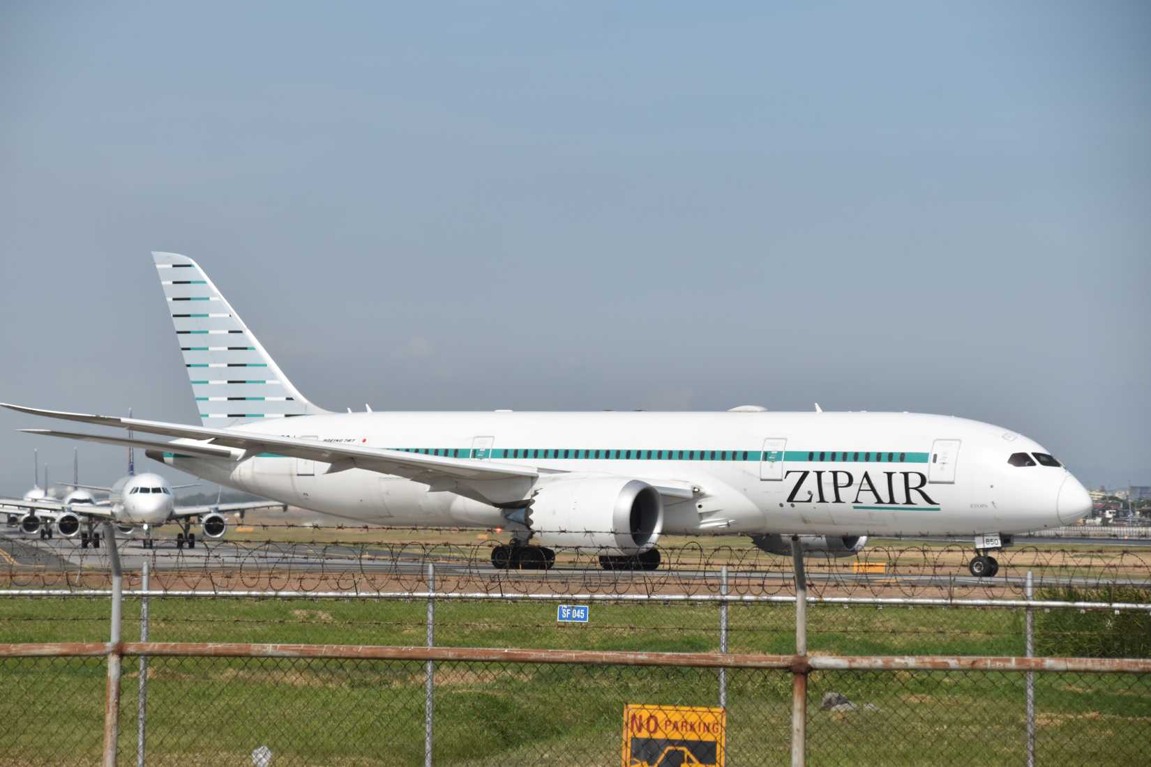Zipair 787 In Manila