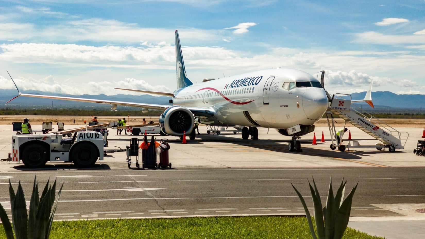 Aeromexico 737 MAX 9 Parked In La Paz