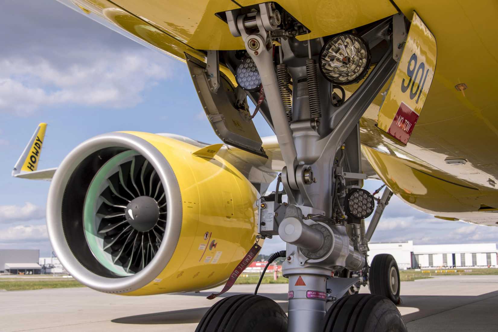 Spirit Airlines A320 engine