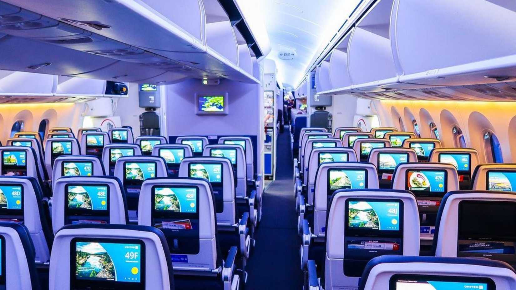 United_Boeing_787-10 Economy