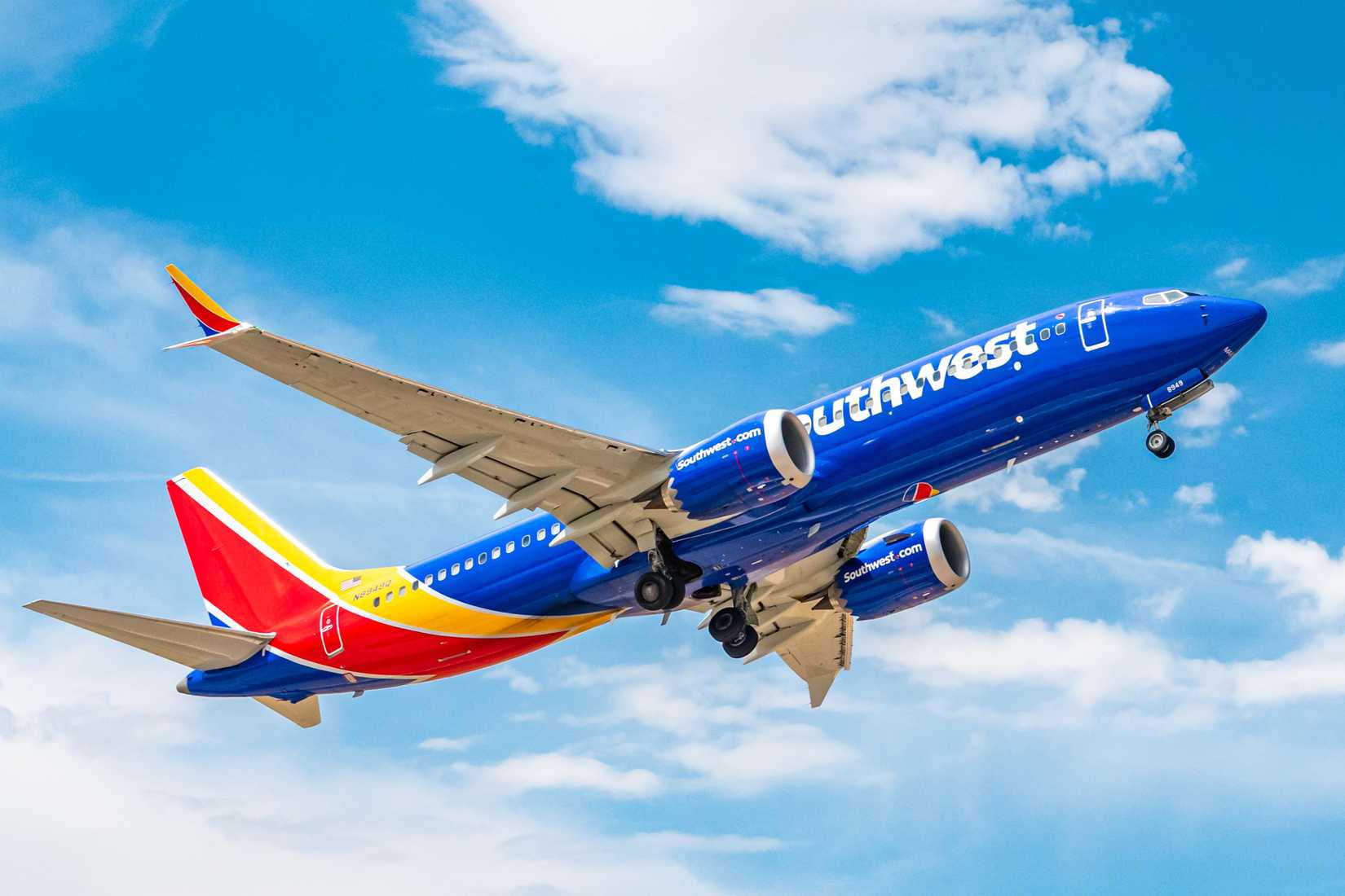 Southwest Airlines Boeing 737 MAX 8 taking off at Denver