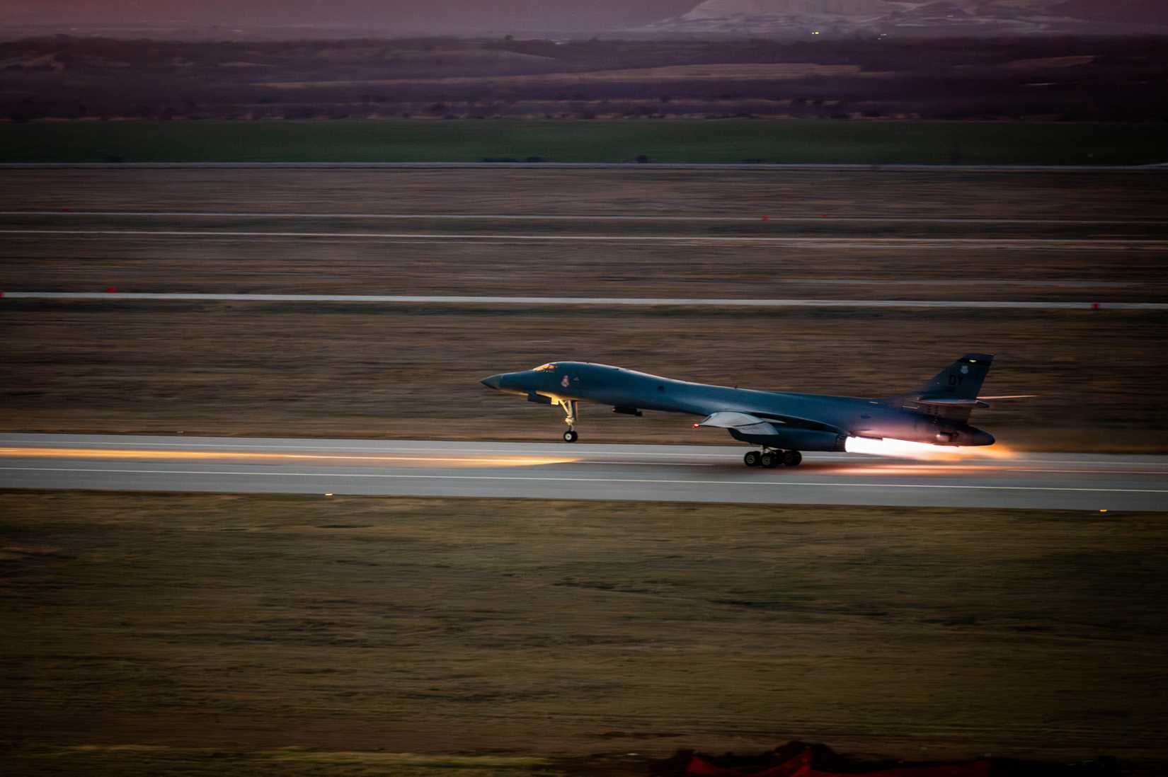 Air Force B-1B Lancer assigned to the 7th Bomb Wing takes off from Dyess Air Force Base.