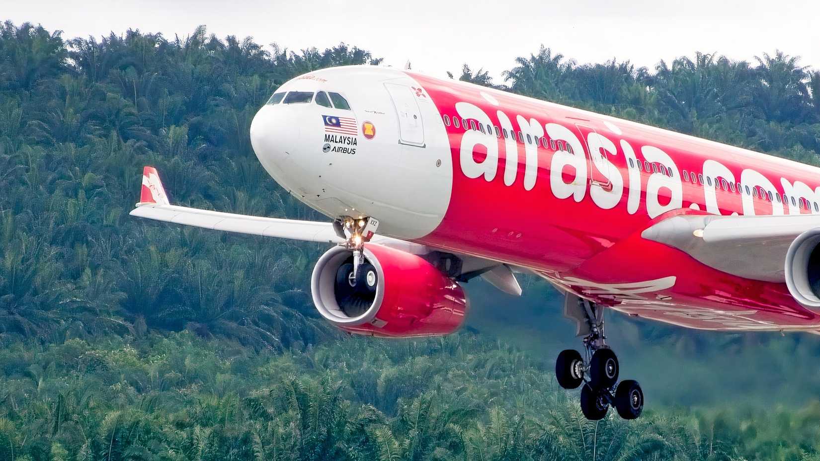 AirAsia X Airbus A330-300 on final approach