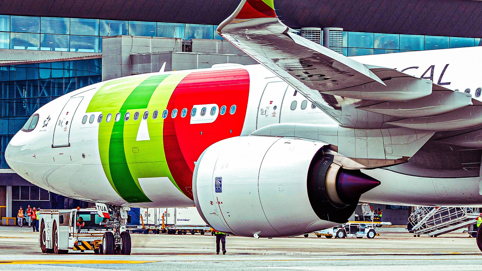 Here’s How Much Longer The Airbus A330neo’s Wings Are Compared To The Original A330