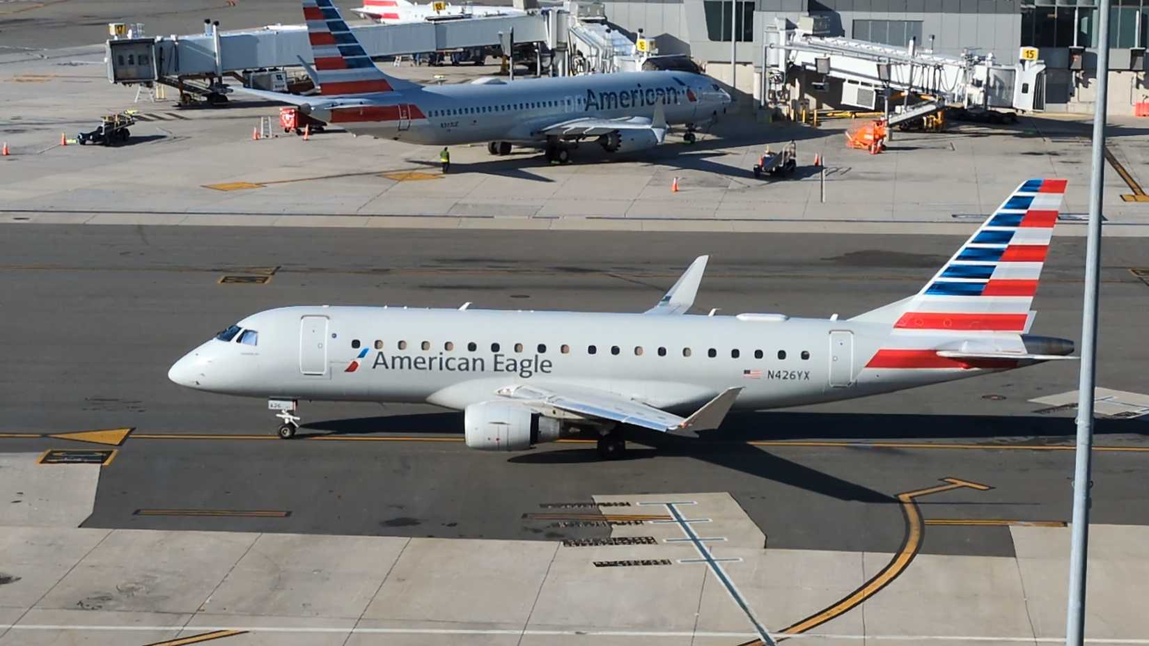 American Eagle E175