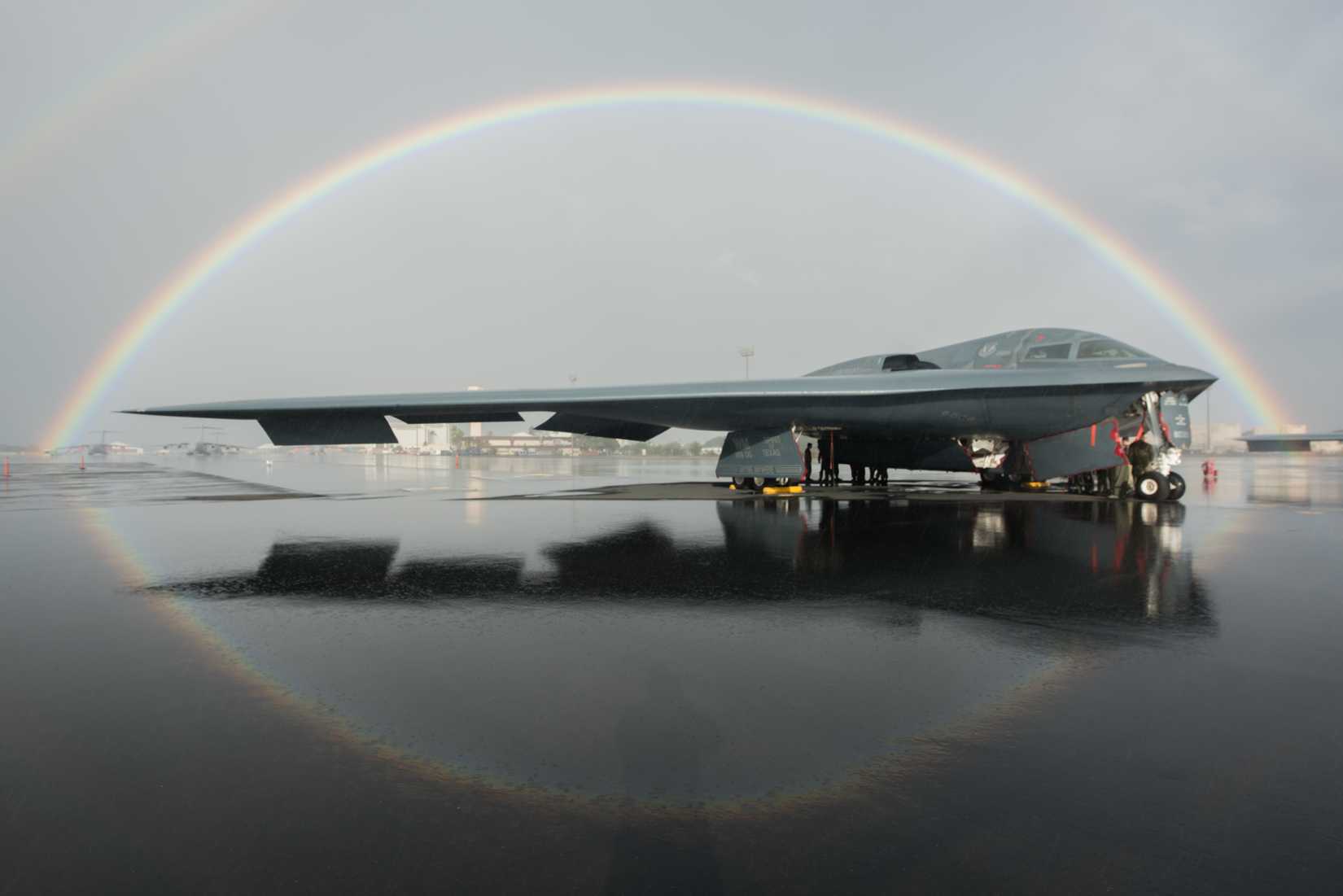 A B-2 Spirit, deployed from Whiteman Air Force Base, Mo., is staged on the flightline at Joint Base Pearl Harbor-Hickam, Hawaii, Jan. 30, 2019. Three B-2s and more than 200 Airmen deployed to JB Pearl Harbor-Hickam in support of U.S. Strategic Command’s Bomber Task Force mission. During the BTF mission, 37 sorties were flown for a total of 171 hours, with eight of the missions including F-22 Raptor integration. (U.S. Air Force photo by Senior Airman Thomas Barley)