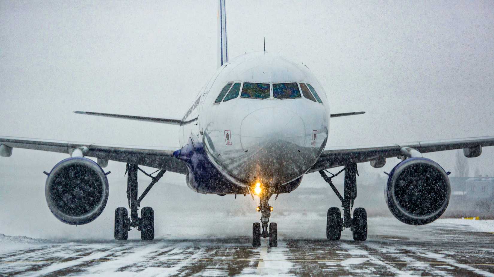 Can Snow Ingestion Damage Aircraft Engines