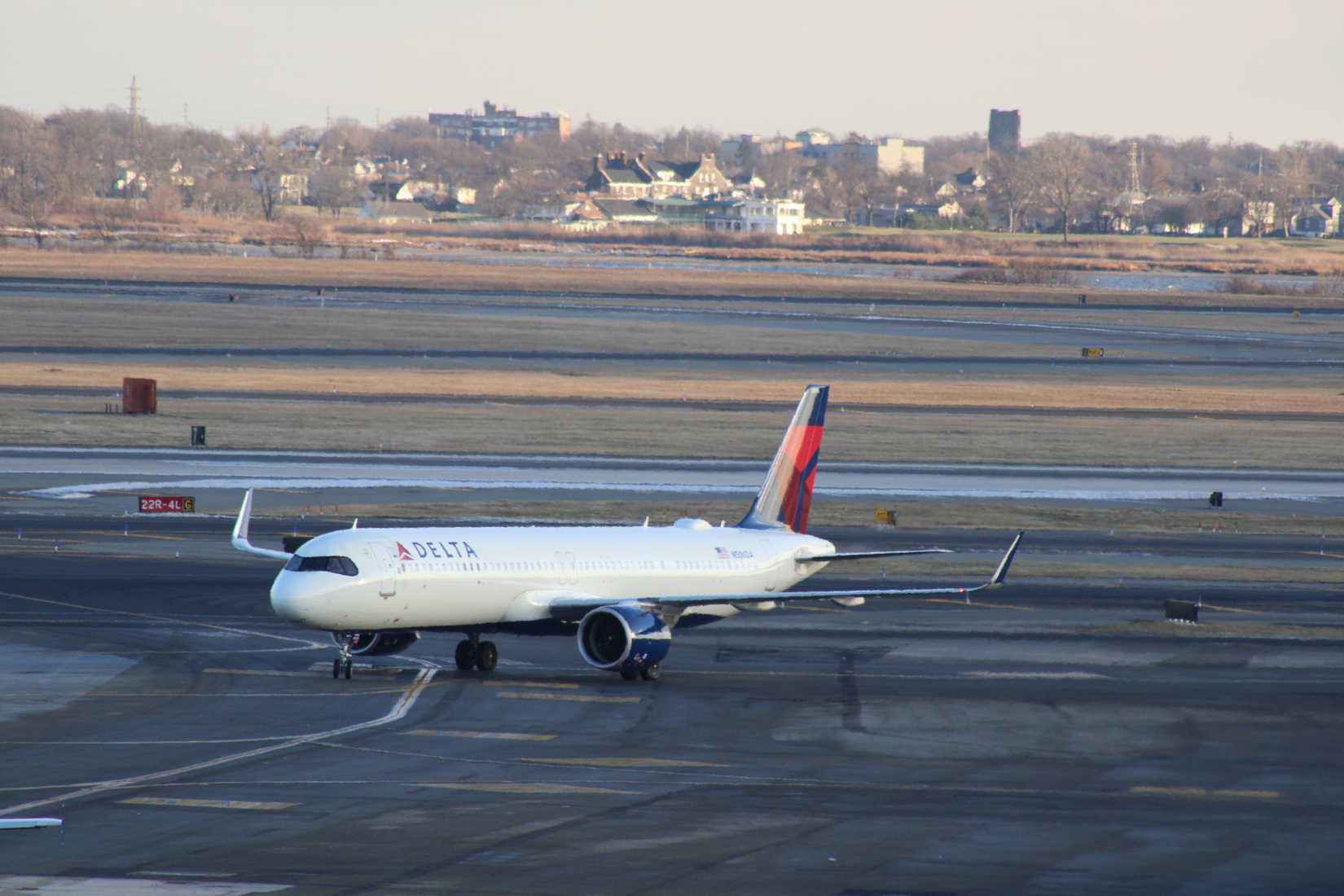 Delta Air Lines Airbus A321neo taxiing.