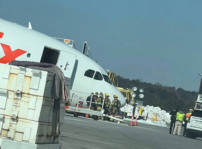 Emergency crews with FedEx A300-600F nose gear collapse at BWI