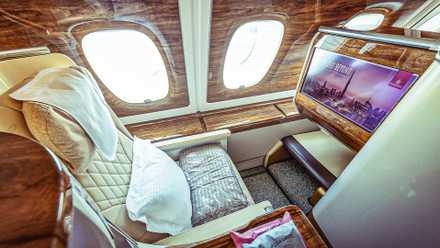 Emirates-Business class seat