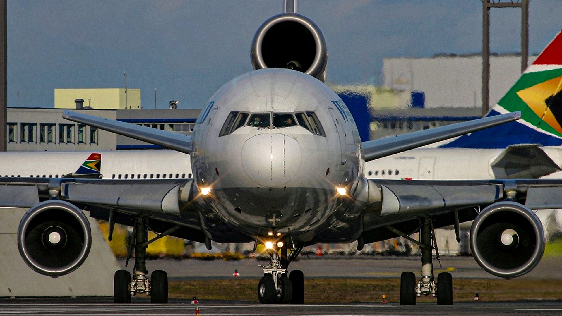 A View Of A McDonnell Douglas MD-11