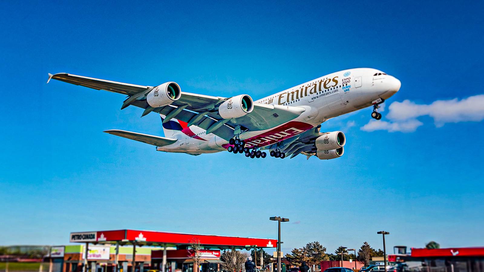 Why The Airbus A380 Is Perfect For Emirates’ High‑Capacity Global Network