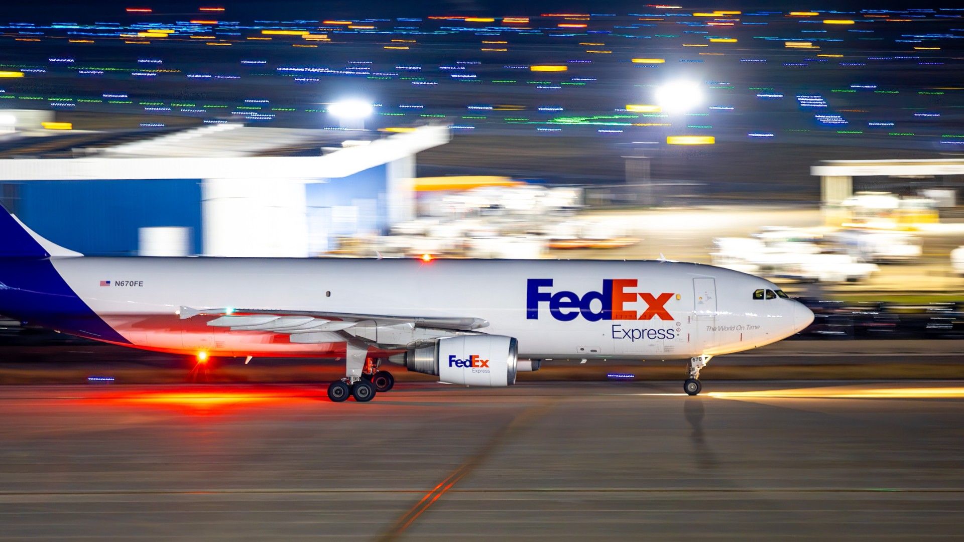 Ouch: FedEx Airbus A300-600F Nose Gear Collapses In Baltimore