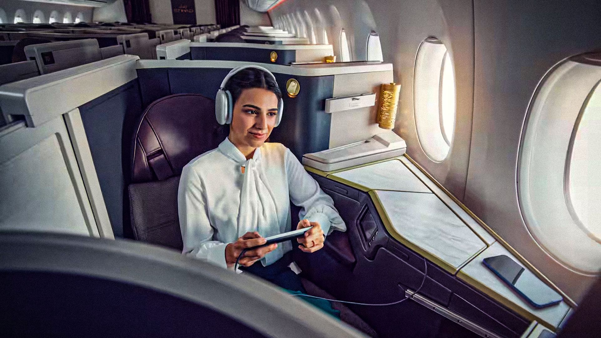 How Emirates, Qatar, & Etihad Airways’ Business Class Compare In 2026
