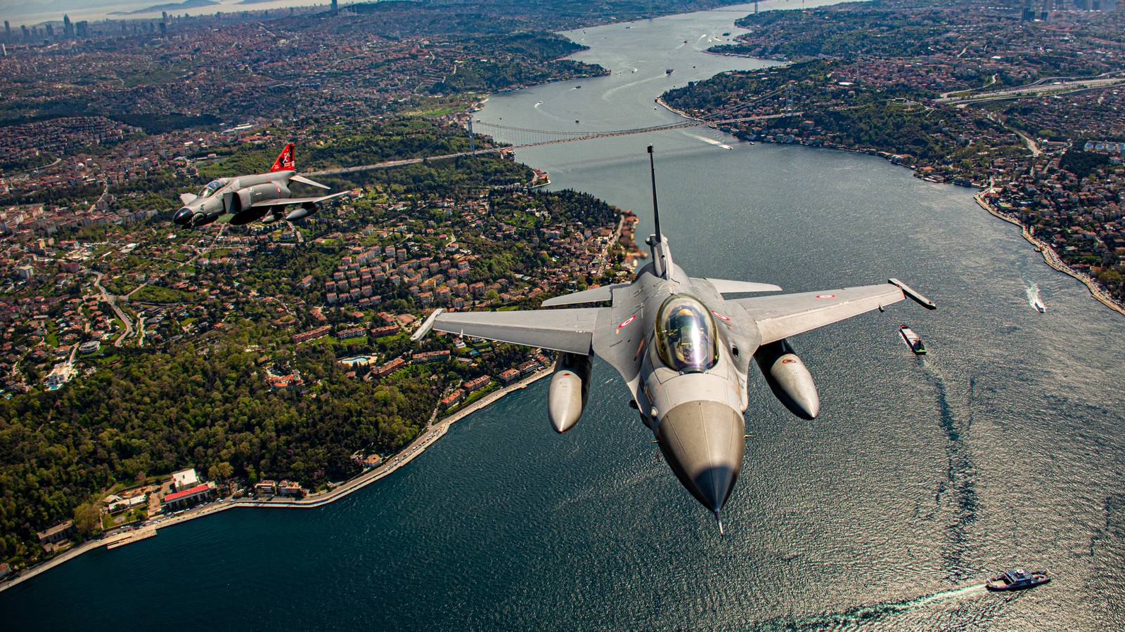 How Much Do Fighter Jet Pilots In Europe Make?
