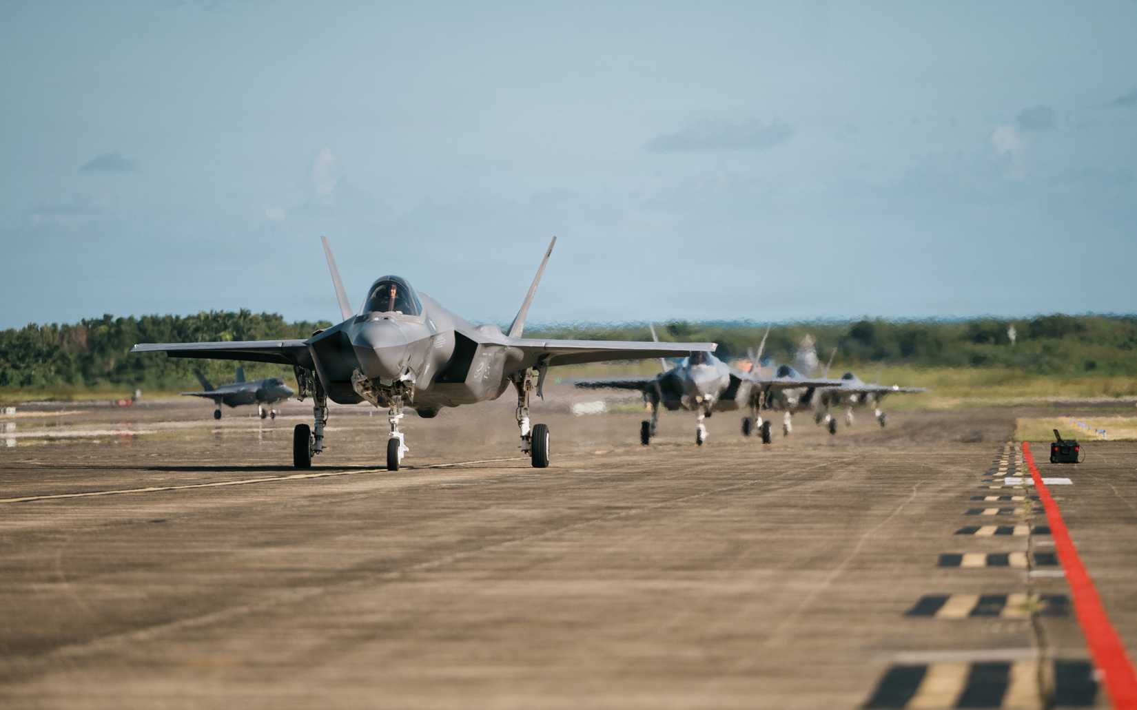 ir Force F-35A Lightning II aircraft taxi on the flight line after their first arrival in Ceiba, Puerto Rico, Dec. 20, 2025.-1