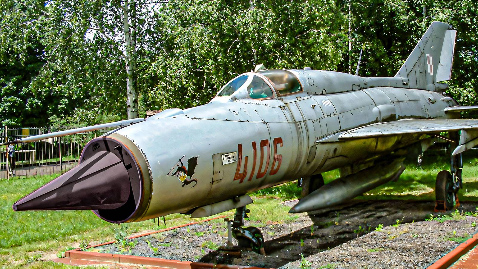 How Many MiG‑21 Fighter Jets Were Built?