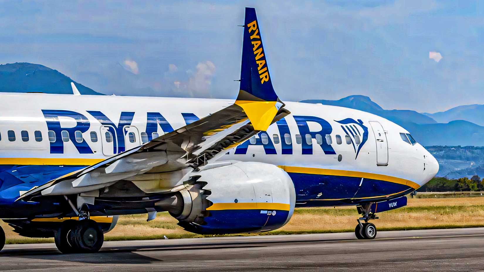 Ryanair Boeing 737 MAX 8-200
