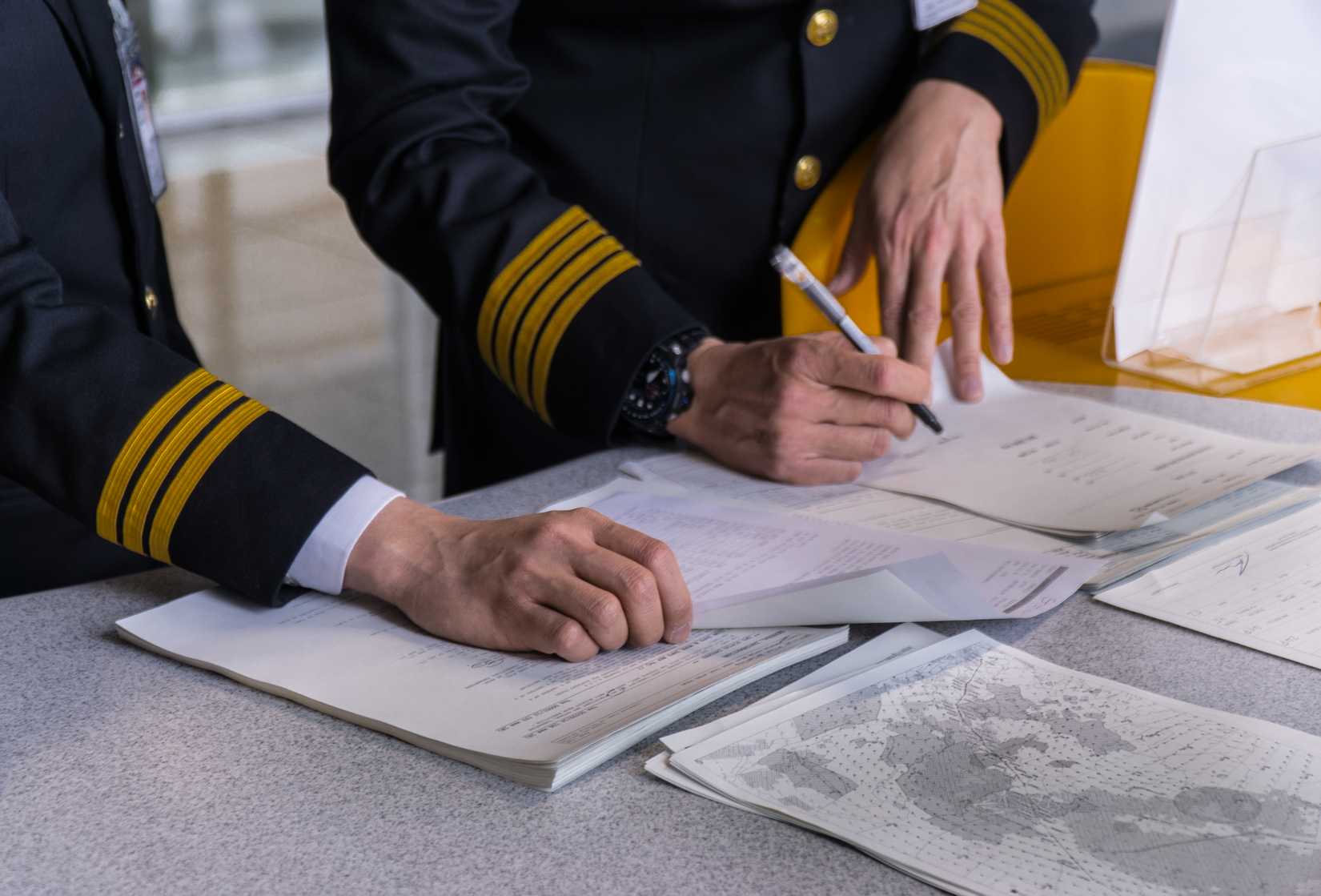 Pilots Signing Documentation