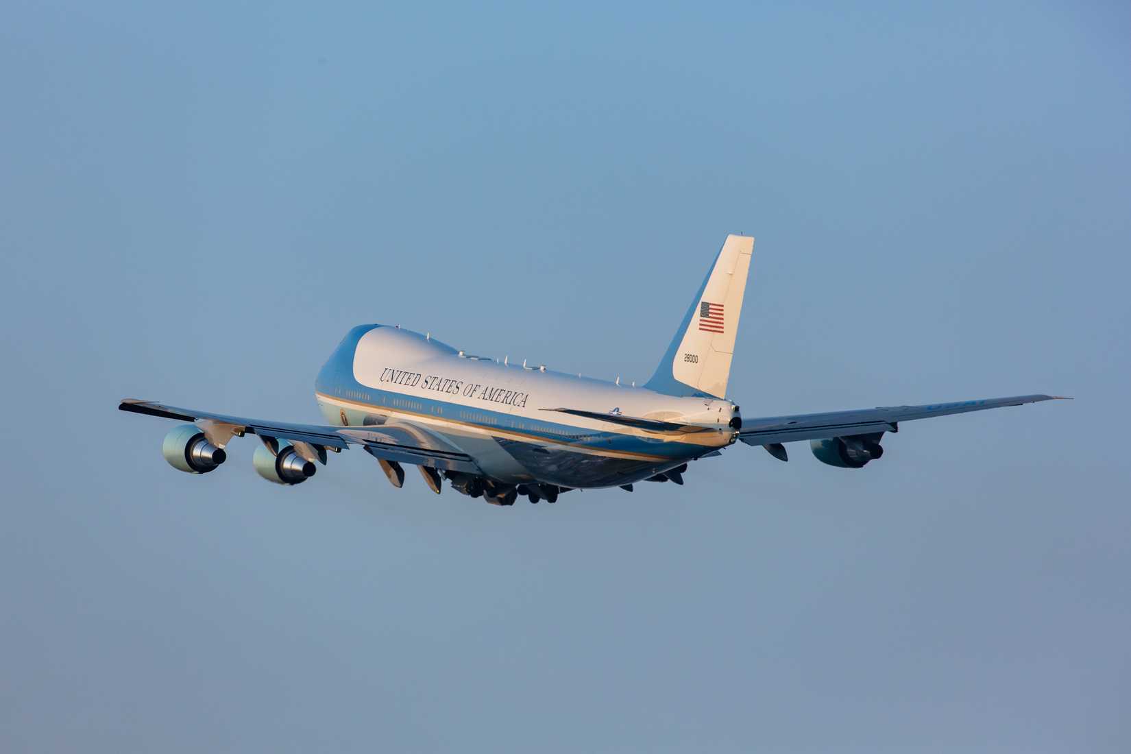 Boeing VC-25A Departing