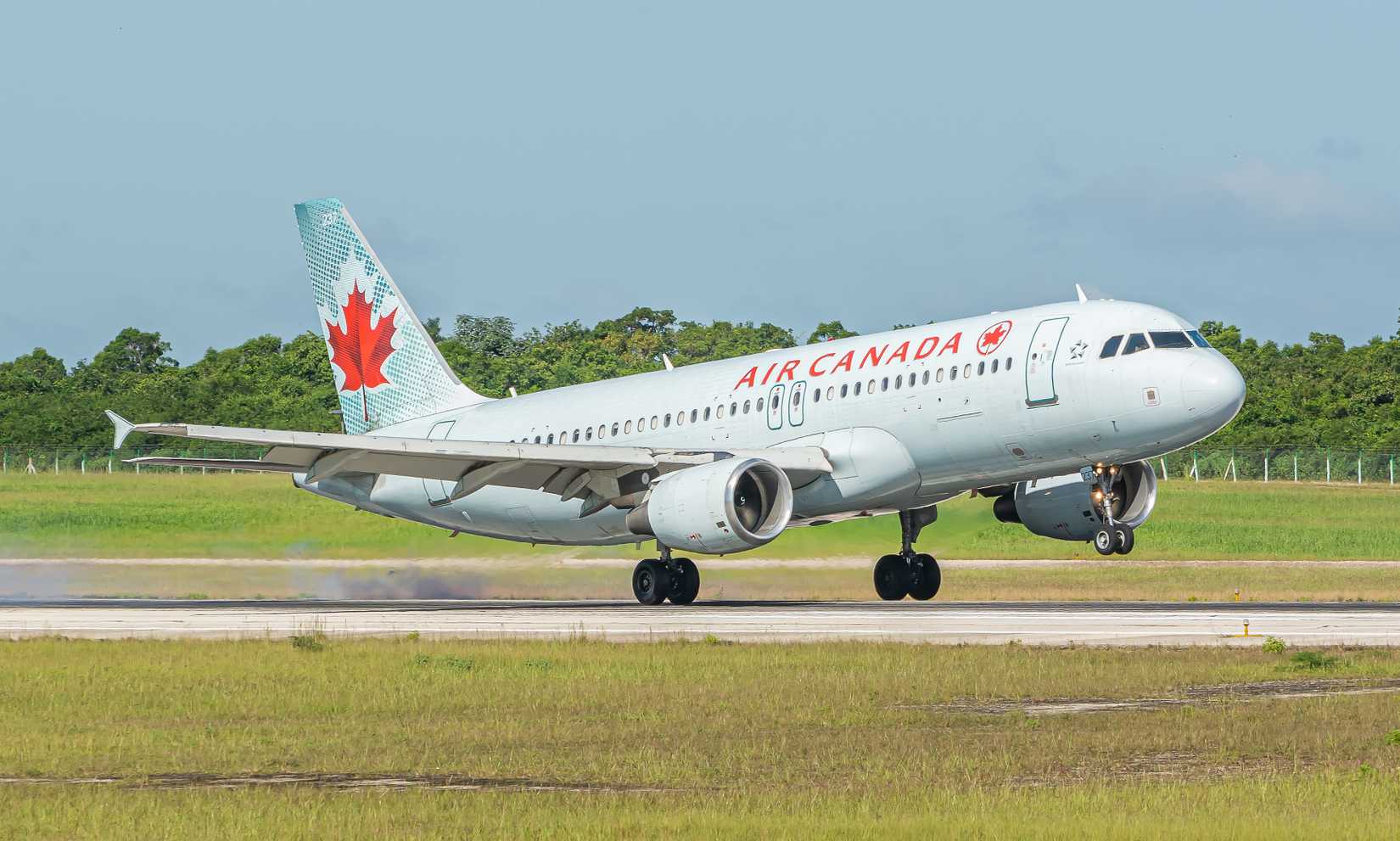 Air Canada A320 Landing