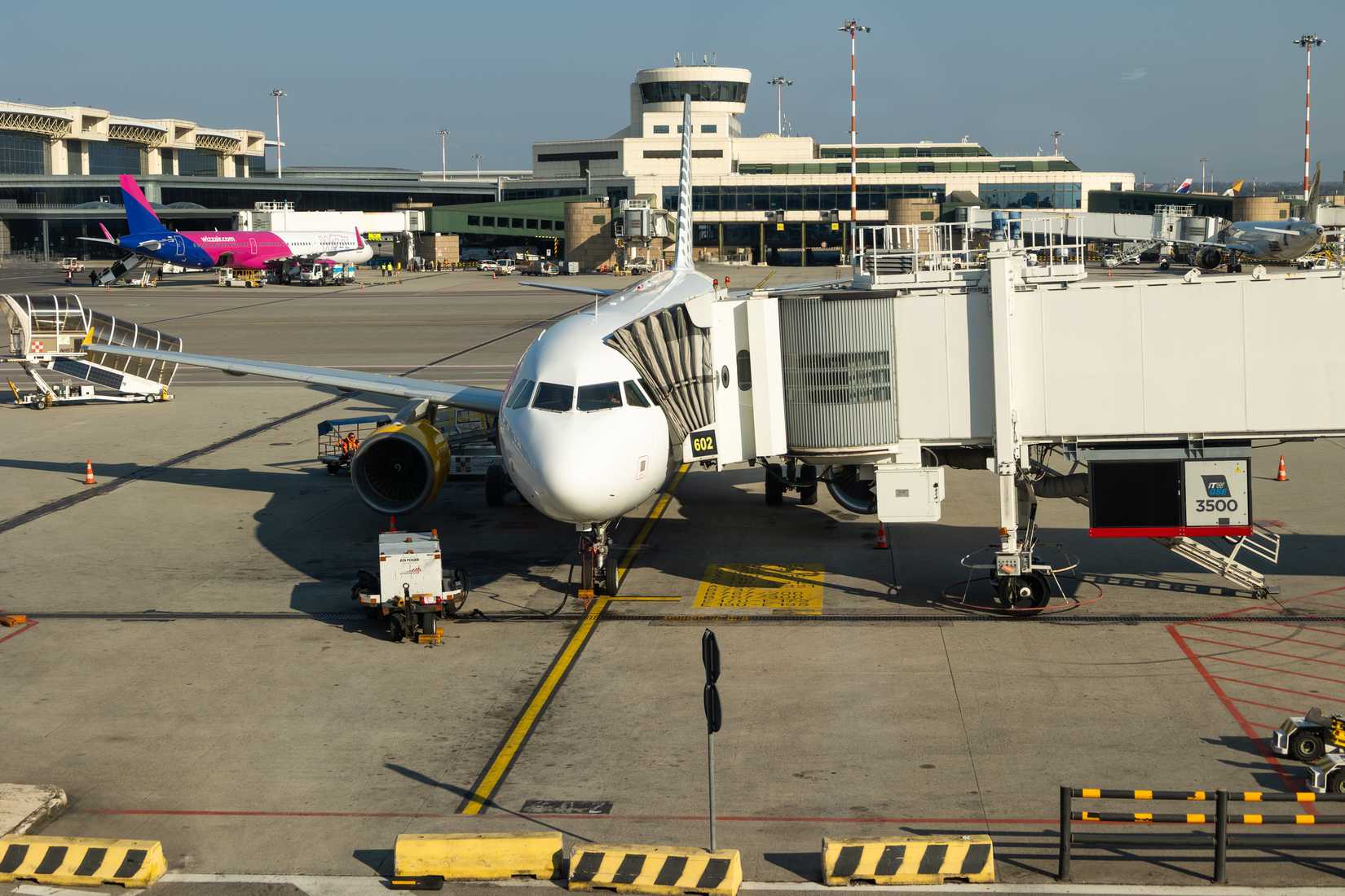 Vueling A320 With Wizz A321 Behind