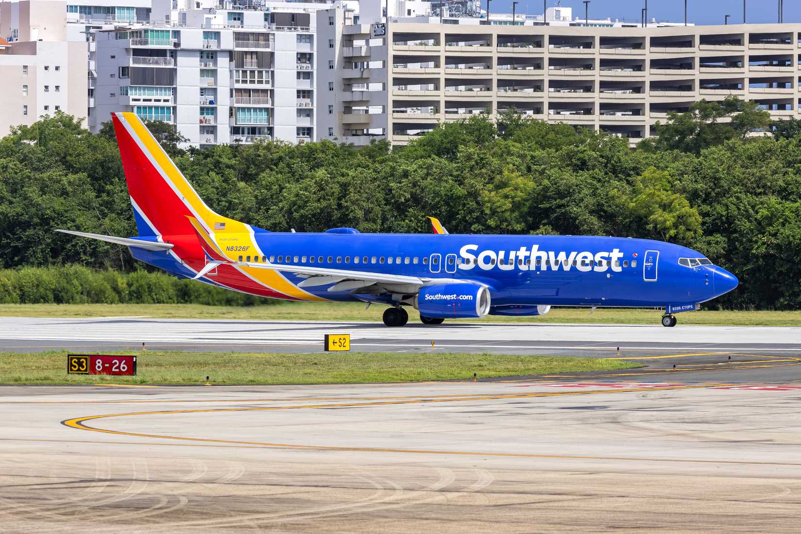 Southwest 737 Taxiing