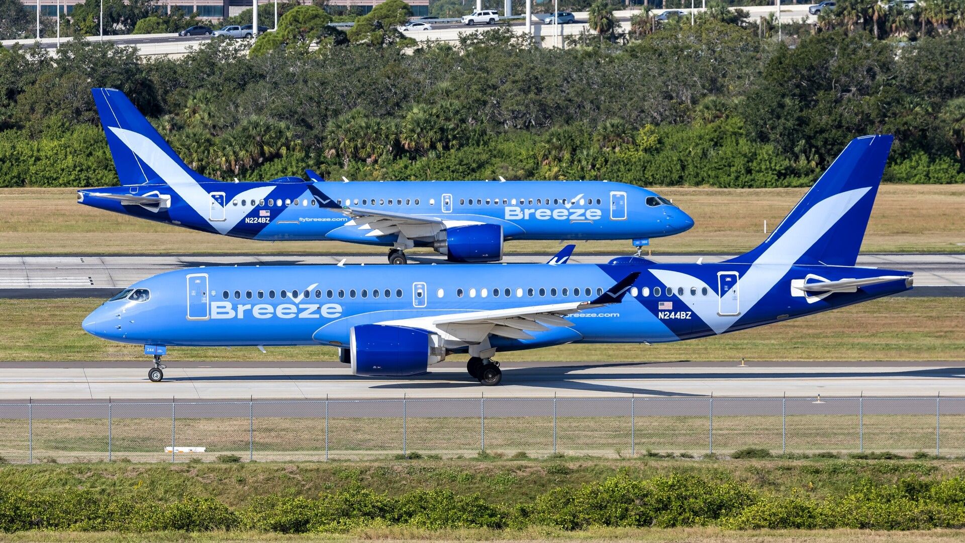 Breeze Airways A220s taxiing