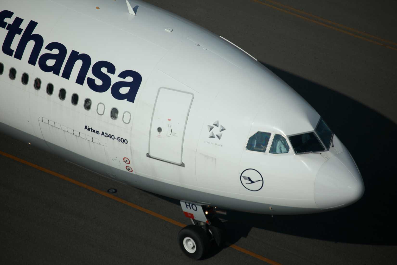 shutterstock_2710688559