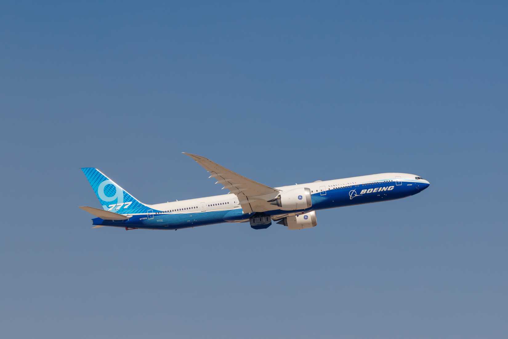 shutterstock_2718985691